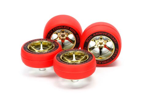 Jr Red Slick Tires/Gold Wheels